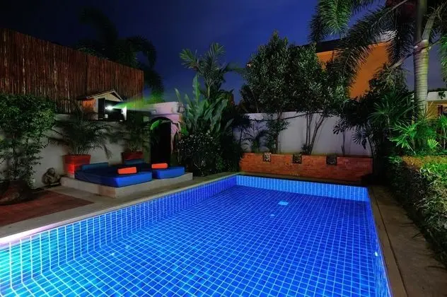 Traditional Villa, 3 Yatak Odası, Havuz Manzaralı, Plaj Kenarı (For 6 Guests )
