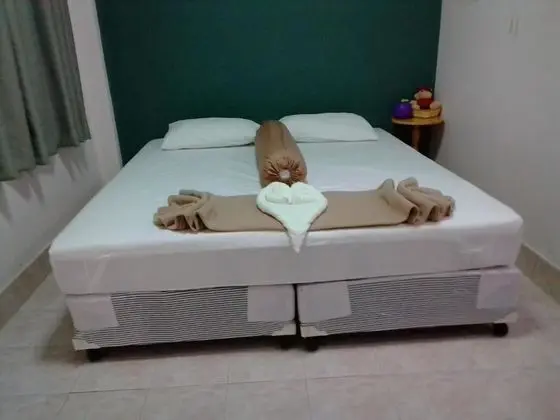 Tek Büyük Yataklı Oda