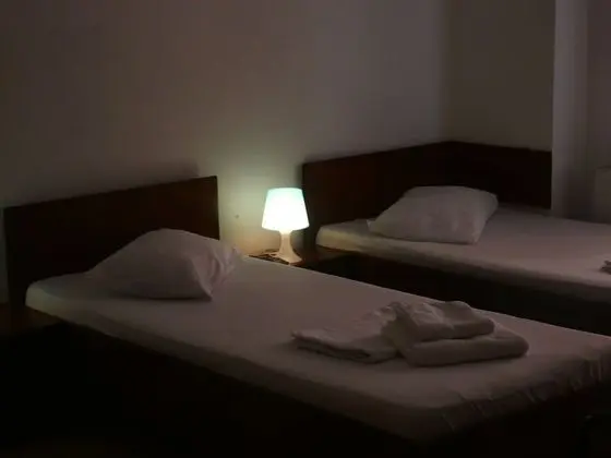 İki Ayrı Yataklı Oda, 2 Tek Kişilik Yatak