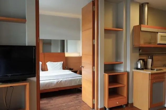 Suite, Park Manzaralı, Mutfaklı