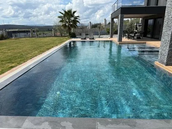 Villa - 3 Yatak Odalı, Özel Havuzlu ve Jakuzili