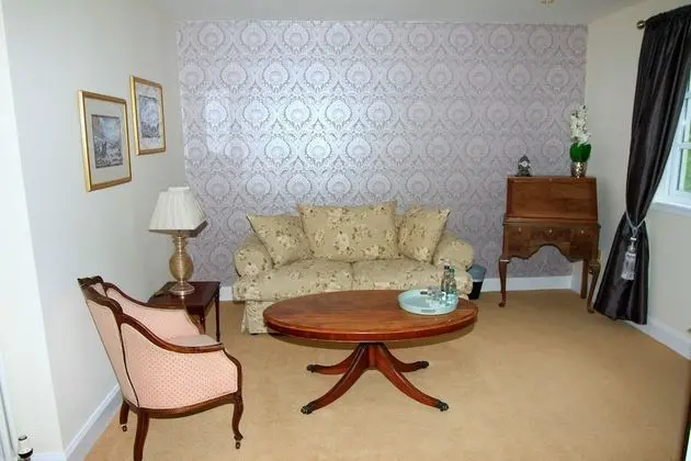 Family Süit (Four poster bed)