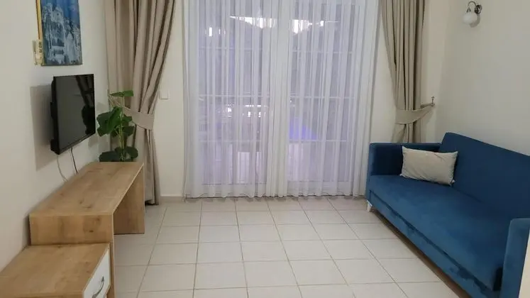 Apartment,Havuz Manzaralı,Mutfaklı