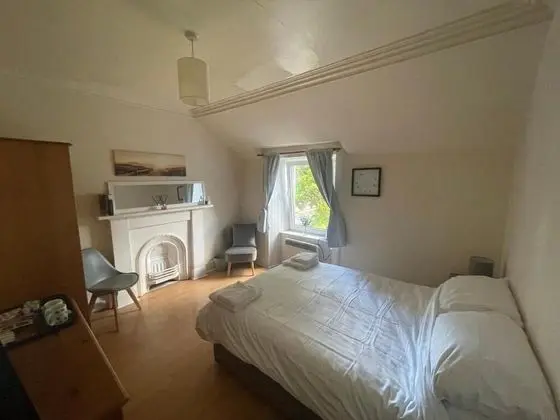 Economy Tek Büyük Yataklı Oda