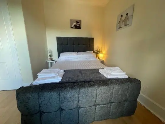 Economy Tek Büyük Yataklı Oda