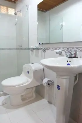 Tek Büyük Yataklı Oda, 1 Çift Kişilik Yatak