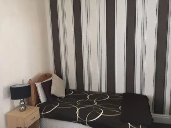 Apart Daire, Sigara İçilmez (One-Bedroom Apartment First Floor)