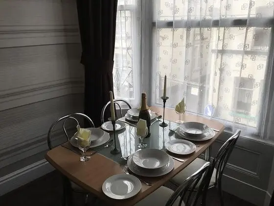 Apart Daire, Sigara İçilmez (One-Bedroom Apartment First Floor)