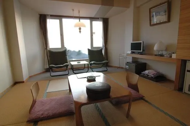 Traditional Oda (Japanese Style, 4 Guests, Window side)