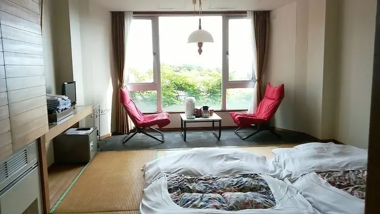 Traditional Oda (Japanese Style, 4 Guests, Window side)