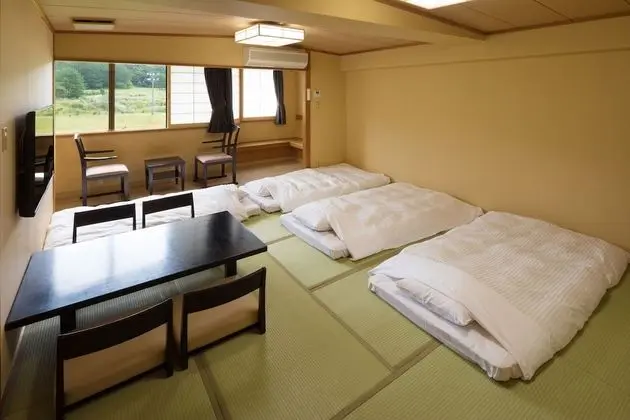 Family Oda, Sigara İçilmez (2 Semidouble Beds + 3 Japanese Futons)