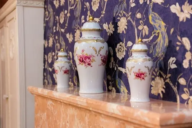 Exclusive Tek Büyük Yataklı Oda