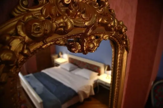 Exclusive Tek Büyük Yataklı Oda