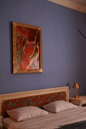 Exclusive Tek Büyük Yataklı Oda