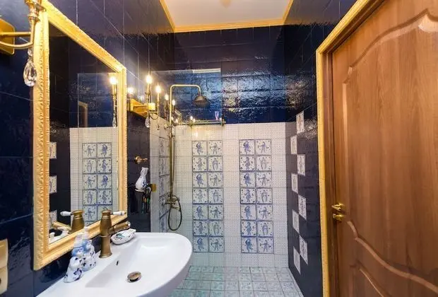 Exclusive Tek Büyük Yataklı Oda