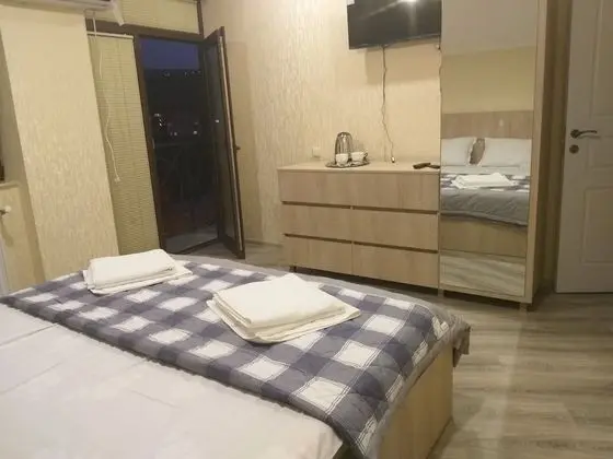Standard Tek Büyük Yataklı Oda