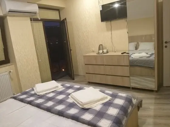 Standard Tek Büyük Yataklı Oda