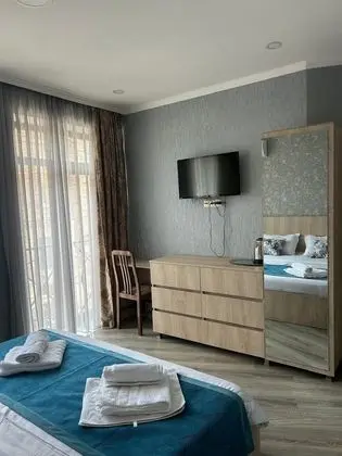 Standard Tek Büyük Yataklı Oda