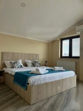 Standard Tek Büyük Yataklı Oda