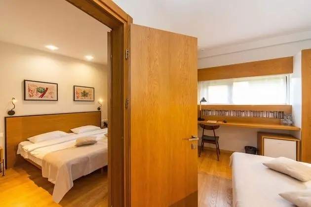 Connected rooms