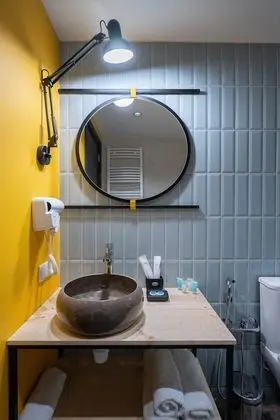 Deluxe Tek Büyük veya İki Ayrı Yataklı Oda, Balkon