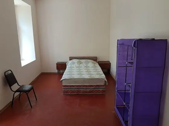 Basic Tek Büyük Yataklı Oda, Ortak Banyo