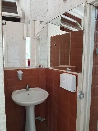 Basic Tek Büyük Yataklı Oda, Ortak Banyo