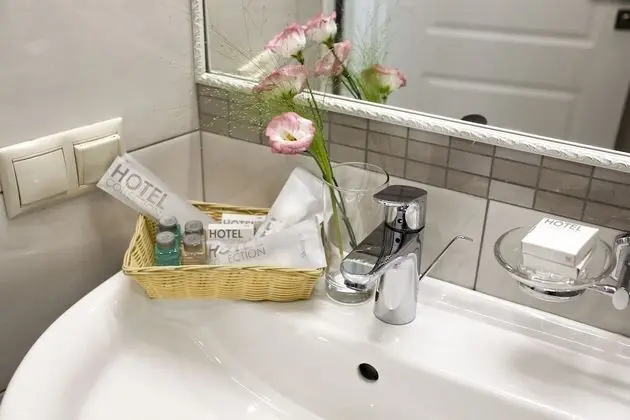 Standard Tek Büyük veya İki Ayrı Yataklı Oda