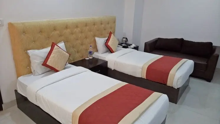 Premium Tek Büyük Yataklı Oda
