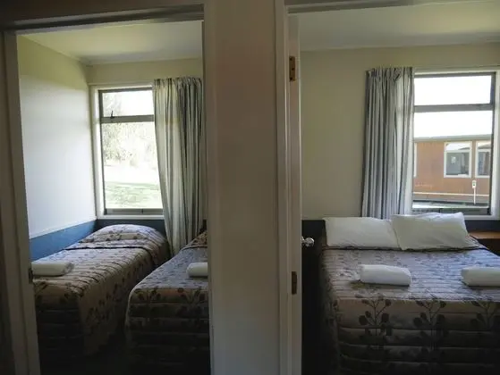 Comfort Bungalov, 2 Yatak Odası, Dağ Manzaralı (Parkview Family Motel - Double + Bunk)