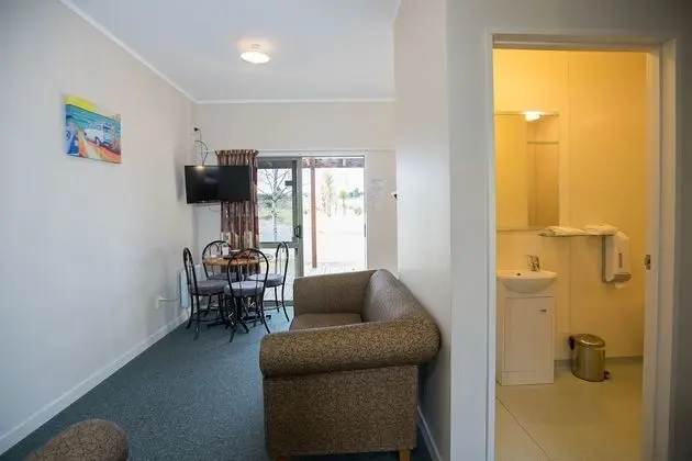Comfort Bungalov, 2 Yatak Odası, Dağ Manzaralı (Parkview Family Motel - Double + Bunk)