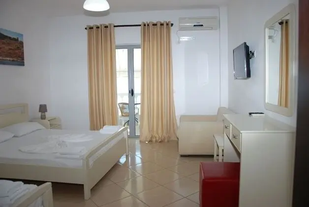 Üç Kişilik Oda, Plaj Manzaralı