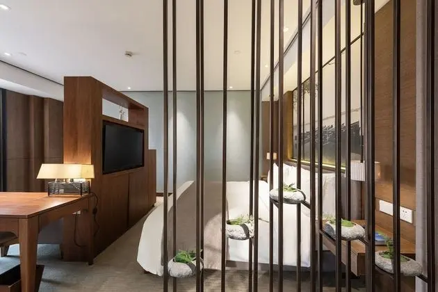 Grand Oda, 1 En Büyük (King) Boy Yatak, Bahçe Manzaralı