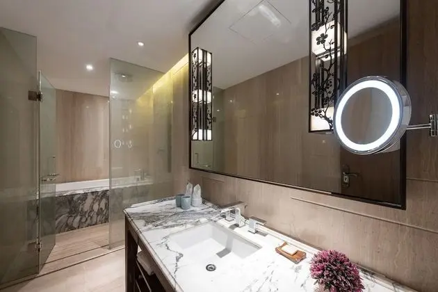 Grand Oda, 1 En Büyük (King) Boy Yatak, Bahçe Manzaralı