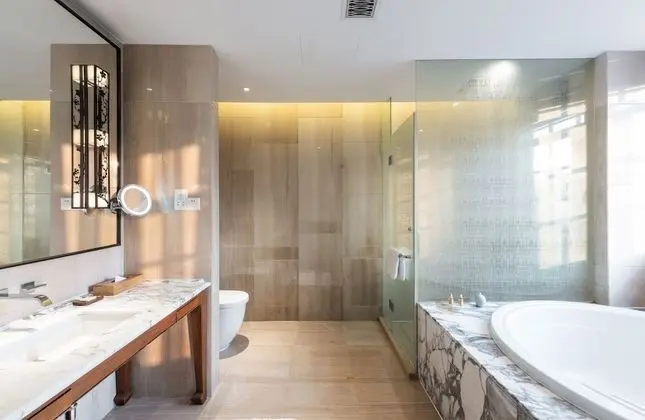 Grand Oda, 1 En Büyük (King) Boy Yatak, Bahçe Manzaralı