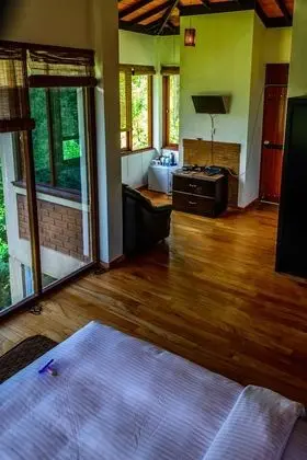 Luxury Kır Evi, Nehir Manzaralı, Dağ Yamacı