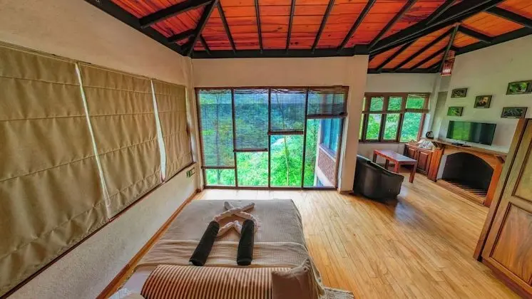 Luxury Kır Evi, Nehir Manzaralı, Dağ Yamacı