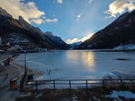 Panoramic Tek Büyük veya İki Ayrı Yataklı Oda