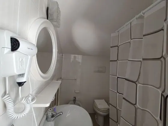 Panoramic Tek Büyük veya İki Ayrı Yataklı Oda