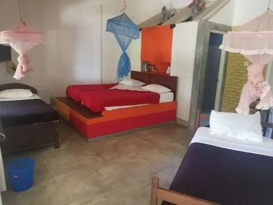 Basic Üç Kişilik Oda, 1 Yatak Odası, Balkon, Dağ Manzaralı
