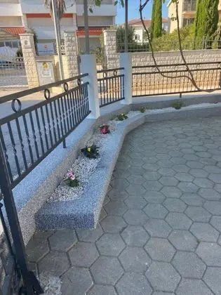 Stüdyo (Tea - parking and grill, 100 m from s)