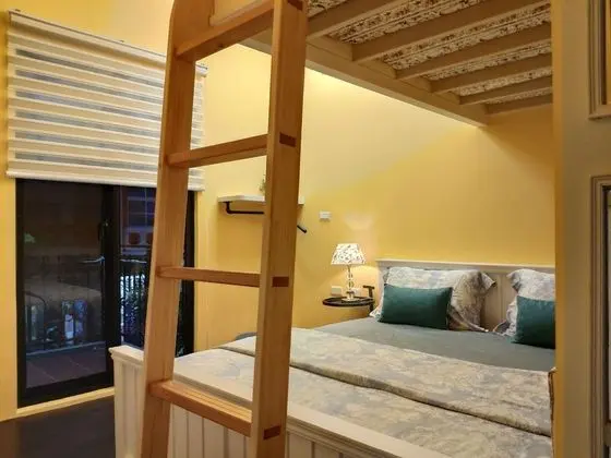 Comfort Üç Kişilik Oda, Balkon, Şehir Manzaralı