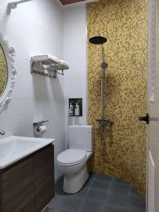 Comfort Üç Kişilik Oda, Balkon, Şehir Manzaralı