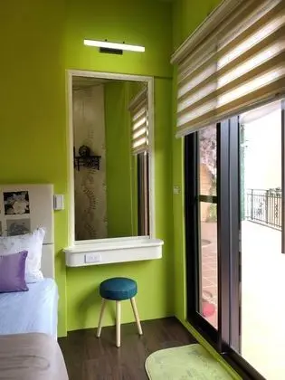 Family Dört Kişilik Oda, Balkon, Kısmi Deniz Manzarası