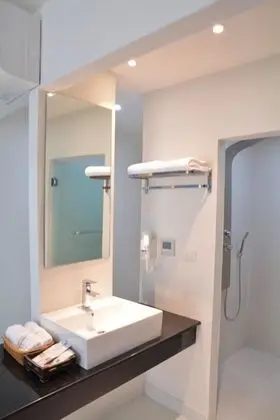 Standard Tek Büyük veya İki Ayrı Yataklı Oda