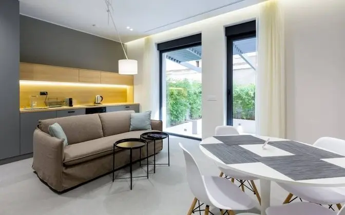 Royal Apart Daire