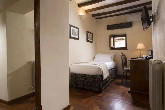 Comfort Tek Kişilik Oda