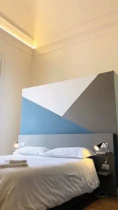 Junior Süit, Balkon