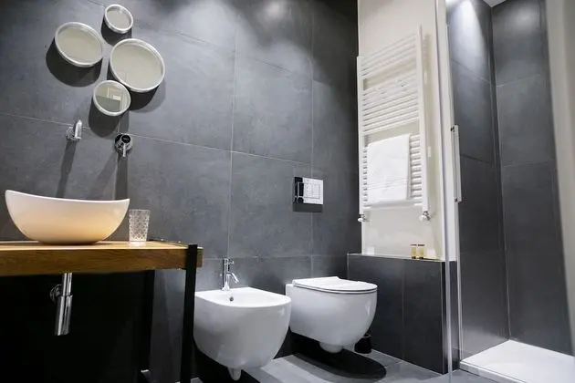 Junior Süit, Balkon