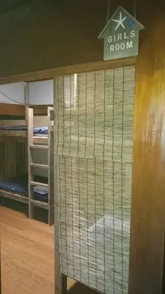 Ortak Ranzalı Oda, Sadece kadınlar için